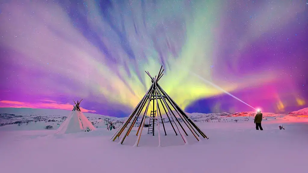 Paisagem Do Inverno Com Aurora Boreal Em Noruega Imagem de Stock